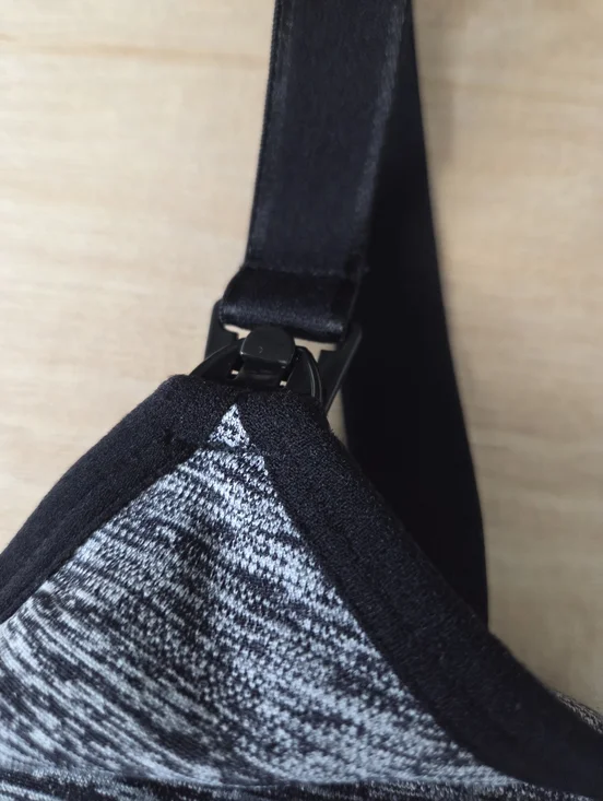 Motherhood Black And White Nursing Bra 1X - Picture 4 of 8